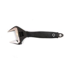 WYNDAM 8" WIDE JAW WRENCH WITH JAW PROTECTORS